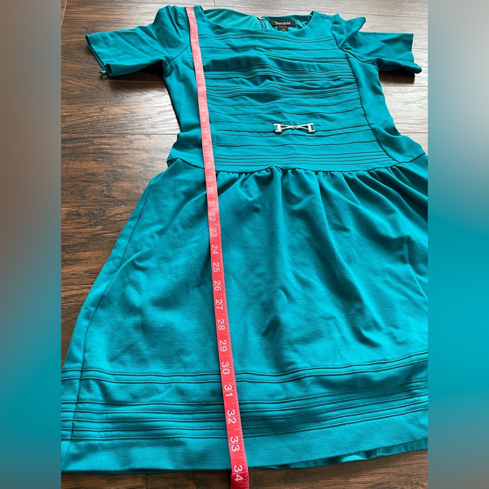 White House Black Market Dress - Picture 9 of 9